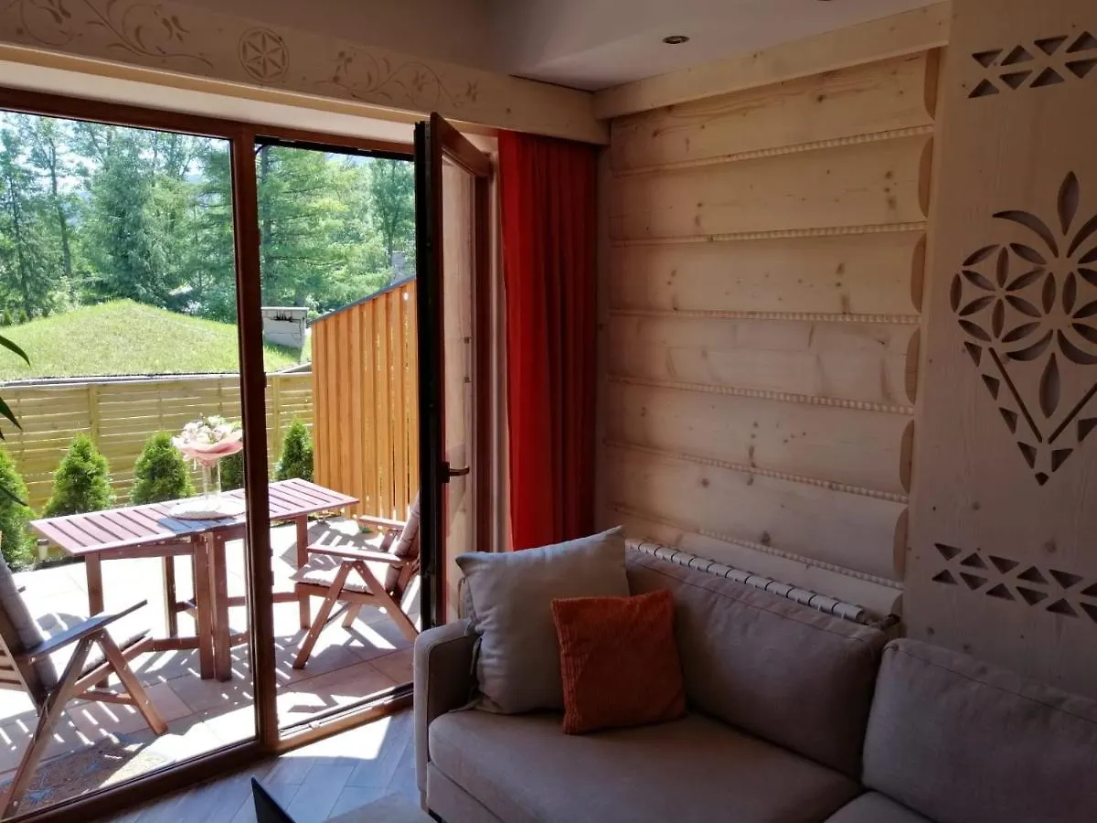Apartament Tatrzański Świt z tarasem i garażem podziemnym, Grotą Solną Zakopane